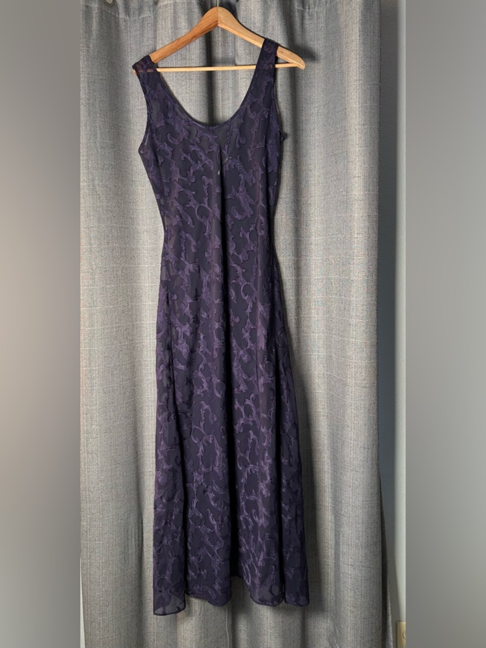 Vintage Victoria's Secret Dark Purple Sheer Maxi Dress with Subtle Jacquard Med